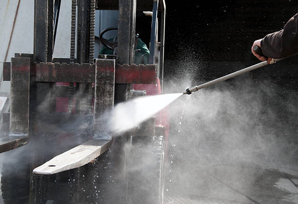Best Pressure Washing Services for Businesses  in Frederick, MD